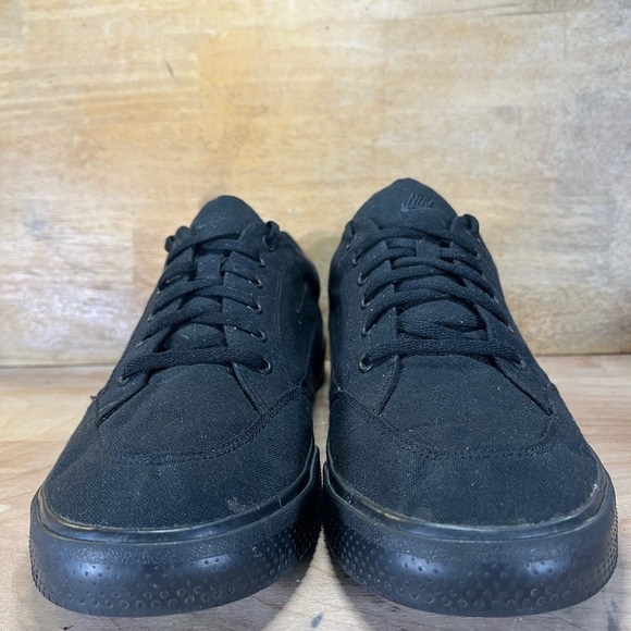 Nike Retro GTS 97 Mens Size 11.5 Shoes Sneakers Triple Black DA1446-003 - Picture 2 of 10